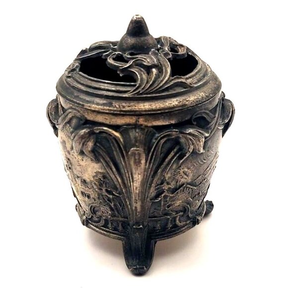 Vintage Pewter Pastoral Trinket Dish 3 Legs w/ Lid Jewelry - Picture 2 of 11